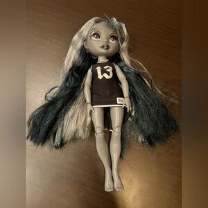 Luna Shadow High/Rainbow High Doll